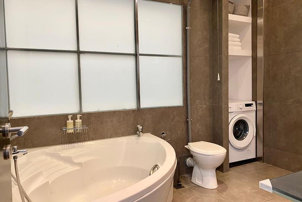 3-Bedroom Central, Spacious And Bright Apartment. Iraklio Exteriér fotografie